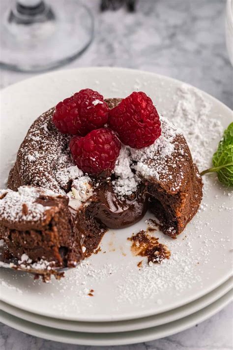 Decadent Dessert: Heavenly Chocolate Lava Cake Recipe